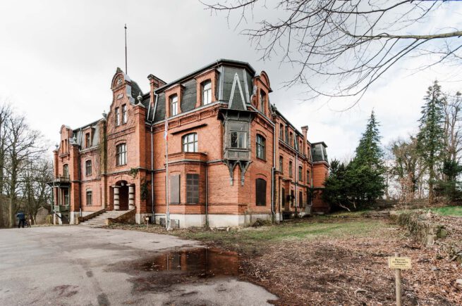 Schloss Raben Steinfeld Außenansicht